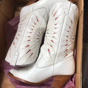 Dingo women’s cowboy boots